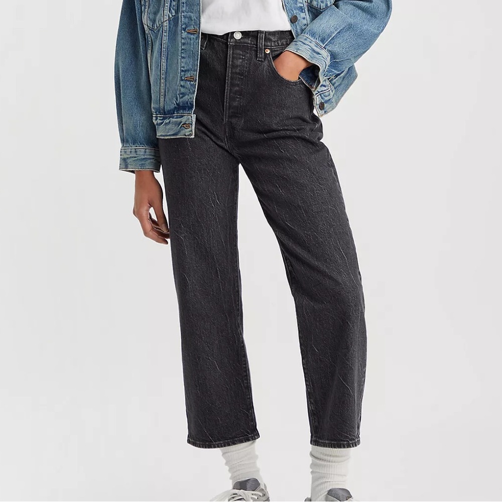 Levi’s Ribcage Straight Ankle Jeans